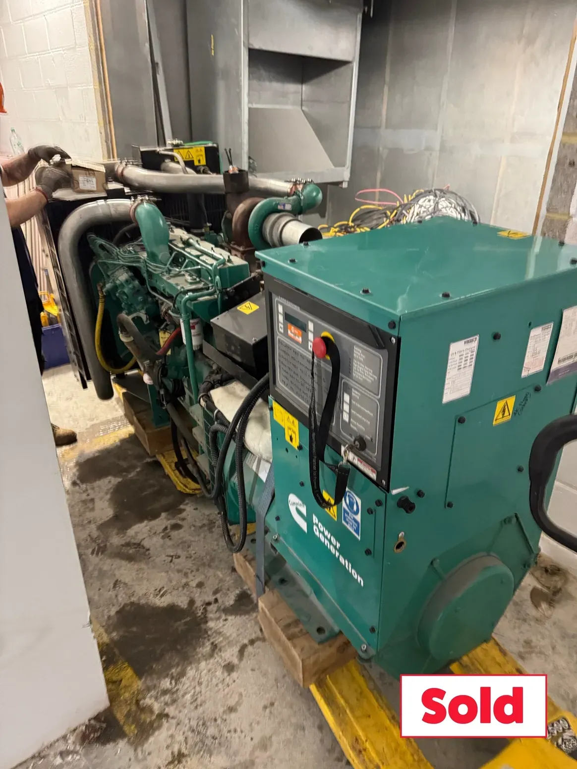 Heavy-duty generator in industrial setting